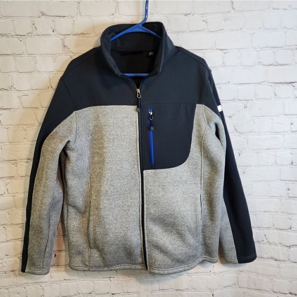 Men's Swiss Tech zip-up fleece sweater, size Medium